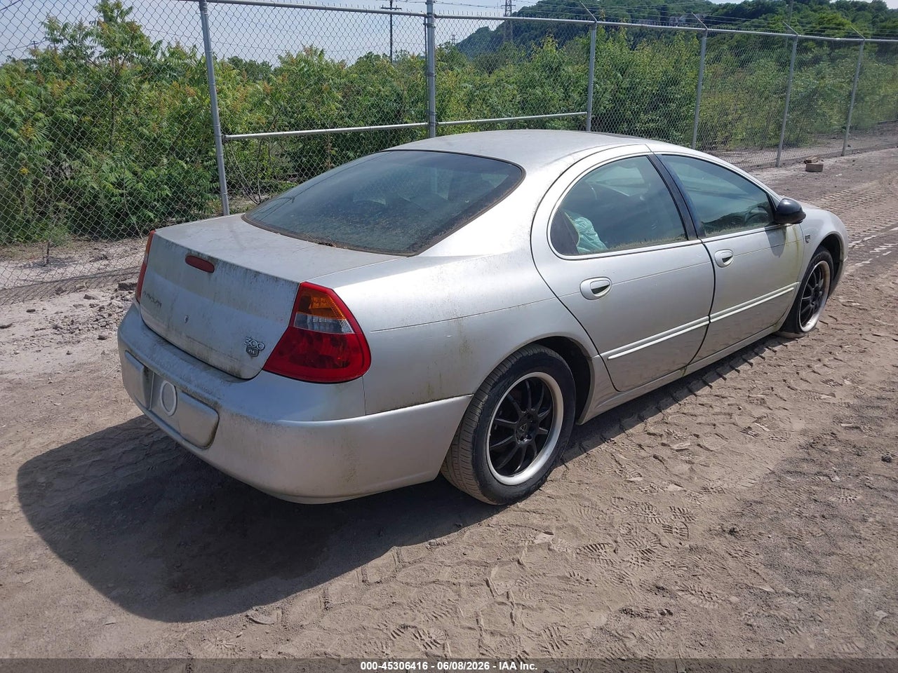 2004 CHRYSLER 300M · 4/11