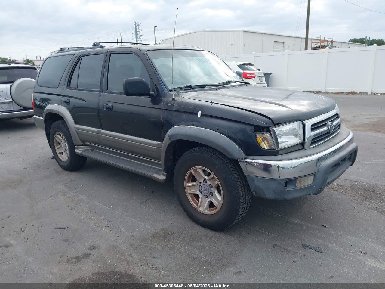 JT3GN87RXY0****** · 2000 TOYOTA 4RUNNER LIMITED V6