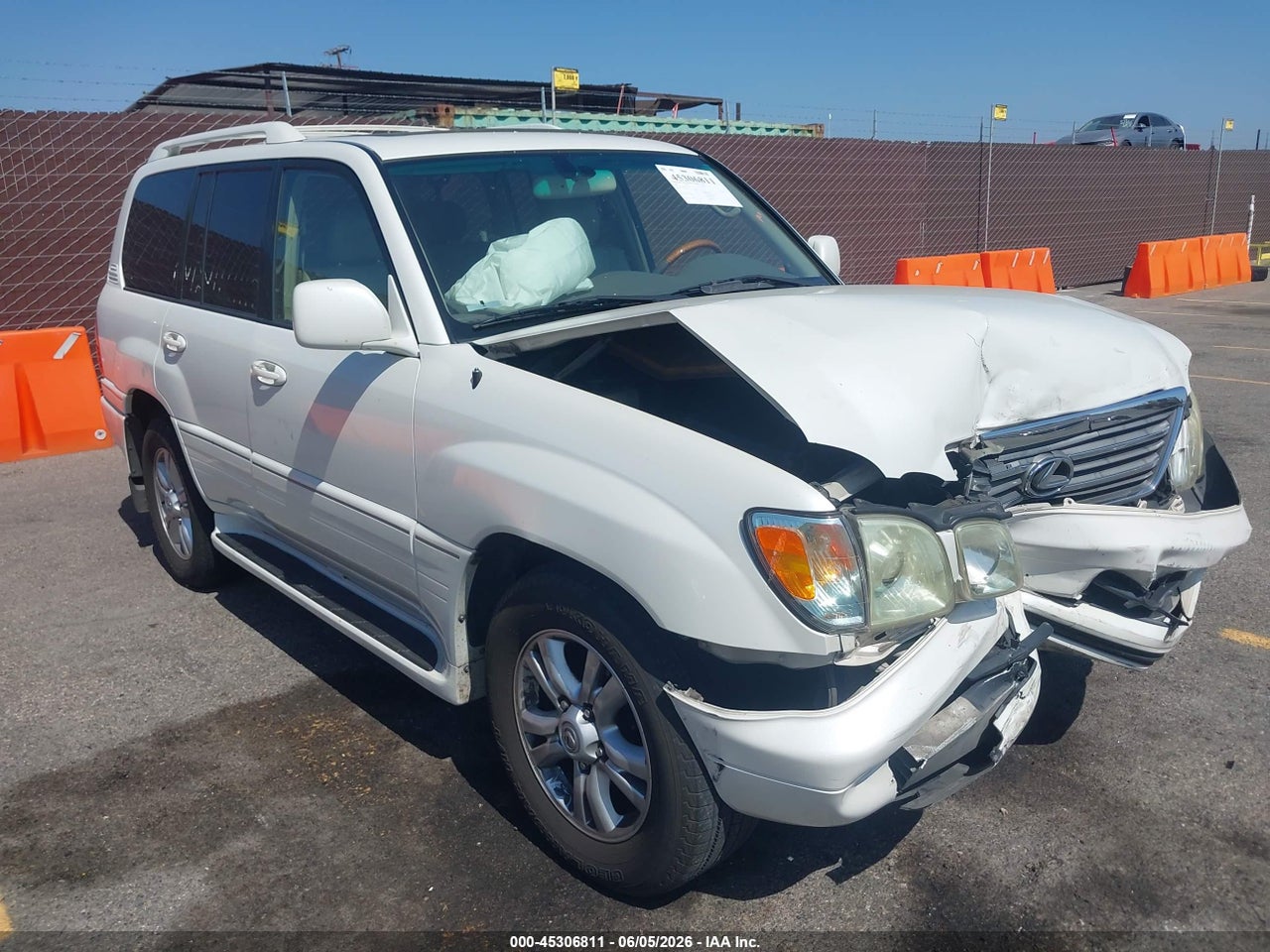 JTJHT00W543****** · 2004 LEXUS LX 470