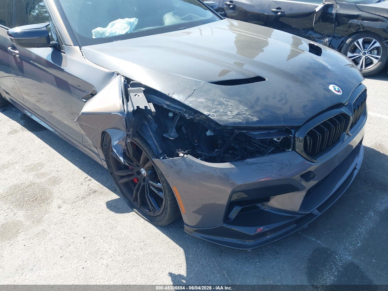 WBS83CH03NC****** · 2022 BMW M5   · 6/11