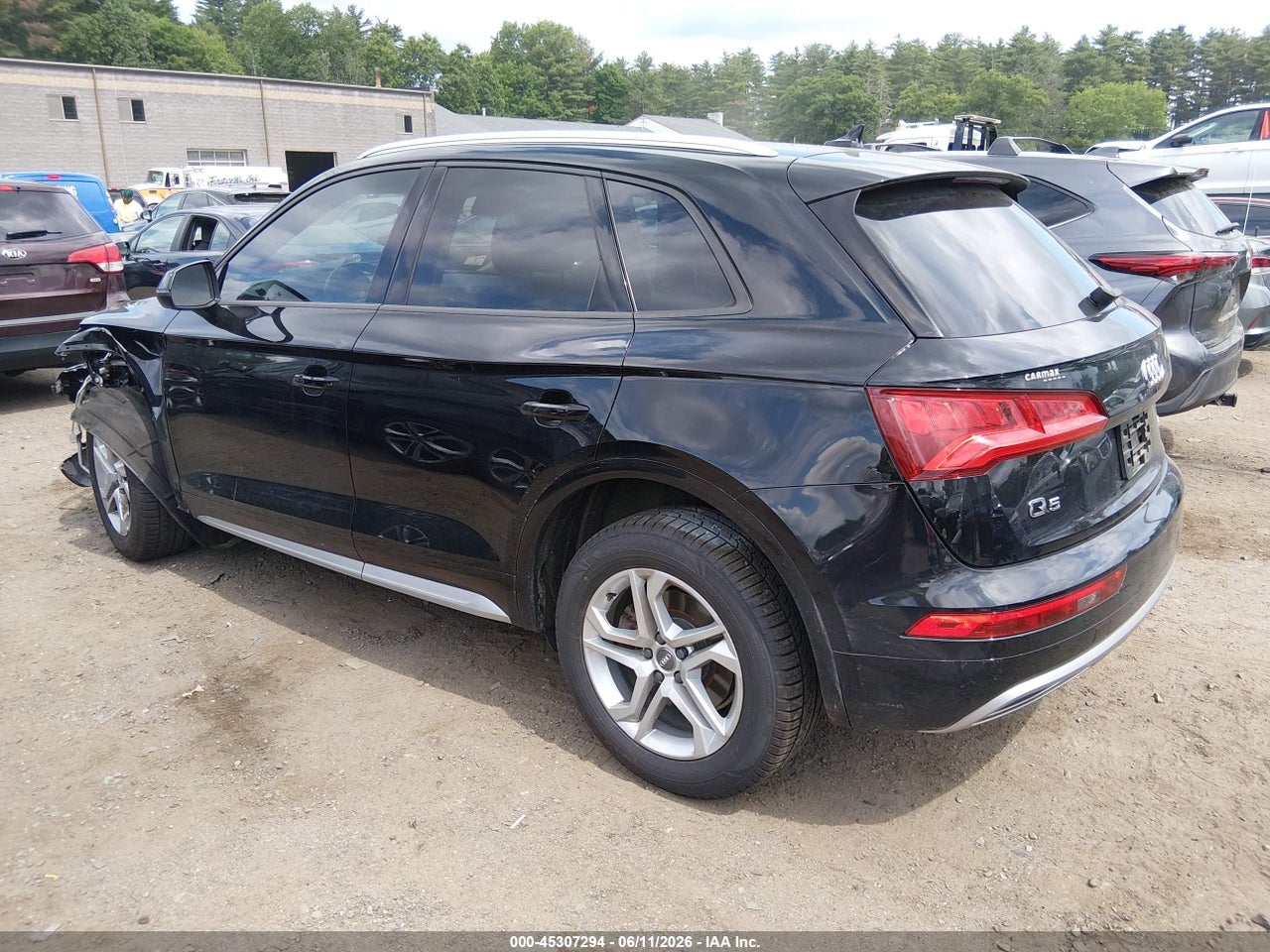 2018 AUDI Q5 2.0T PREMIUM/2.0T TECH PREMIUM · 3/11