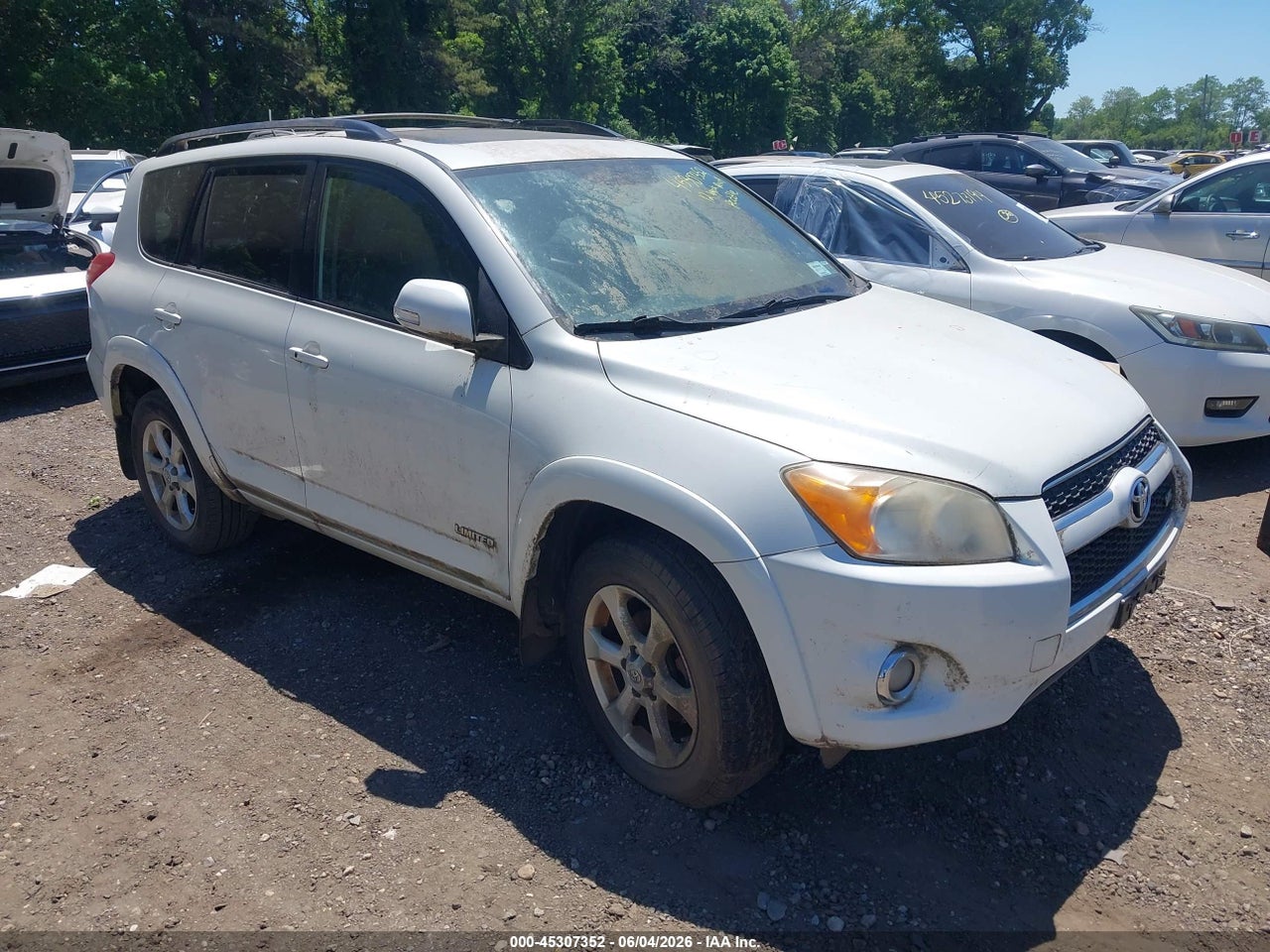 JTMDK4DV1C5****** · 2012 TOYOTA RAV4 LIMITED V6