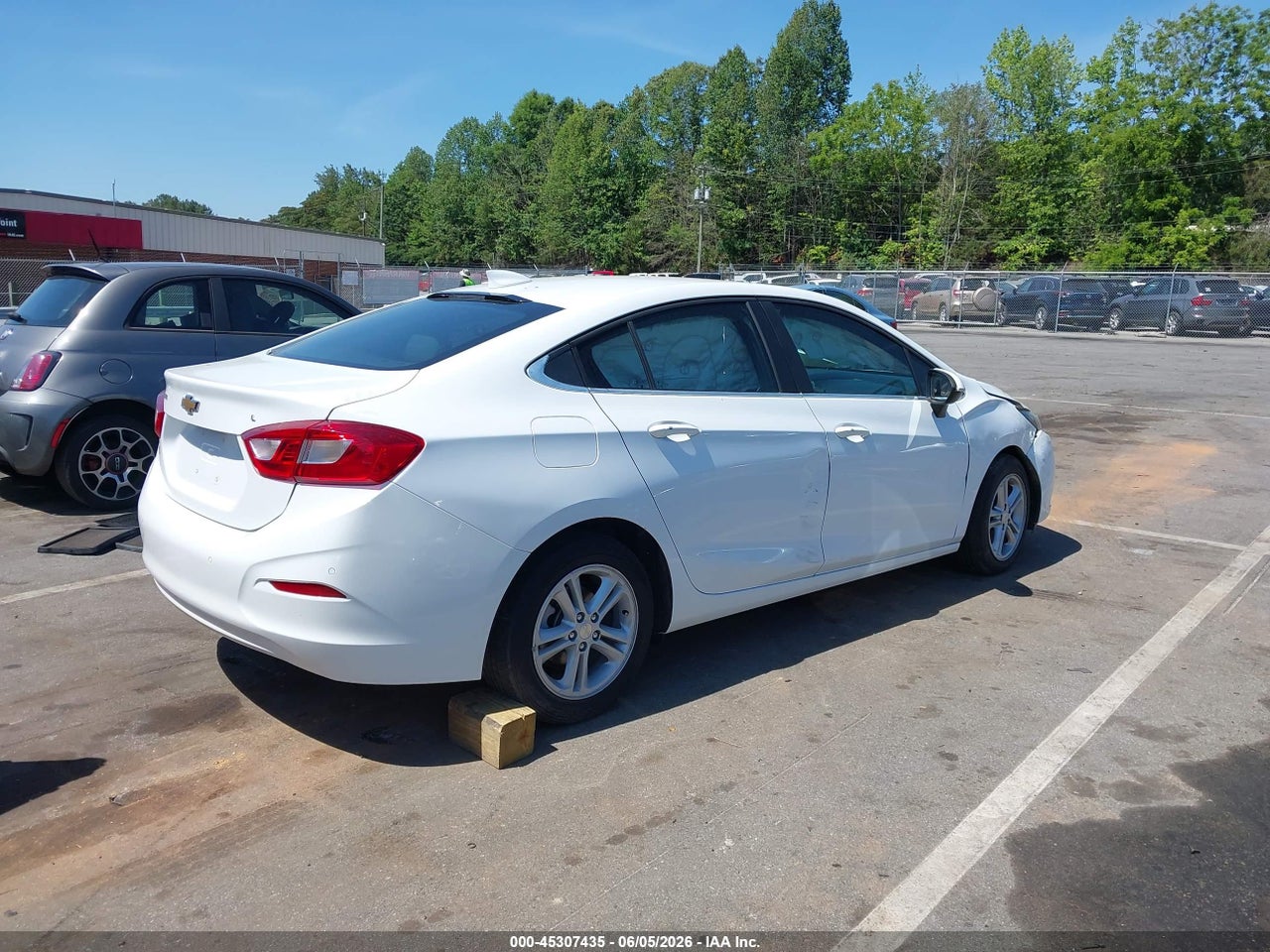 2018 CHEVROLET CRUZE LT AUTO · 4/10
