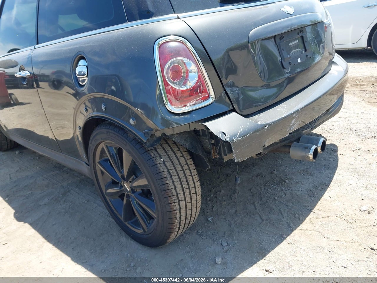 2012 MINI COOPER S   · 6/11