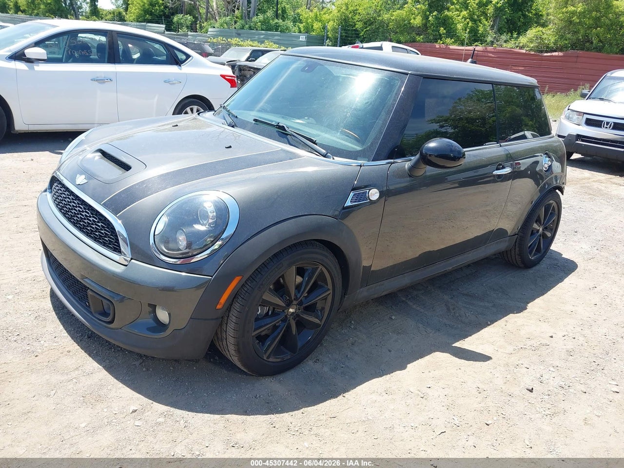 2012 MINI COOPER S   · 2/11
