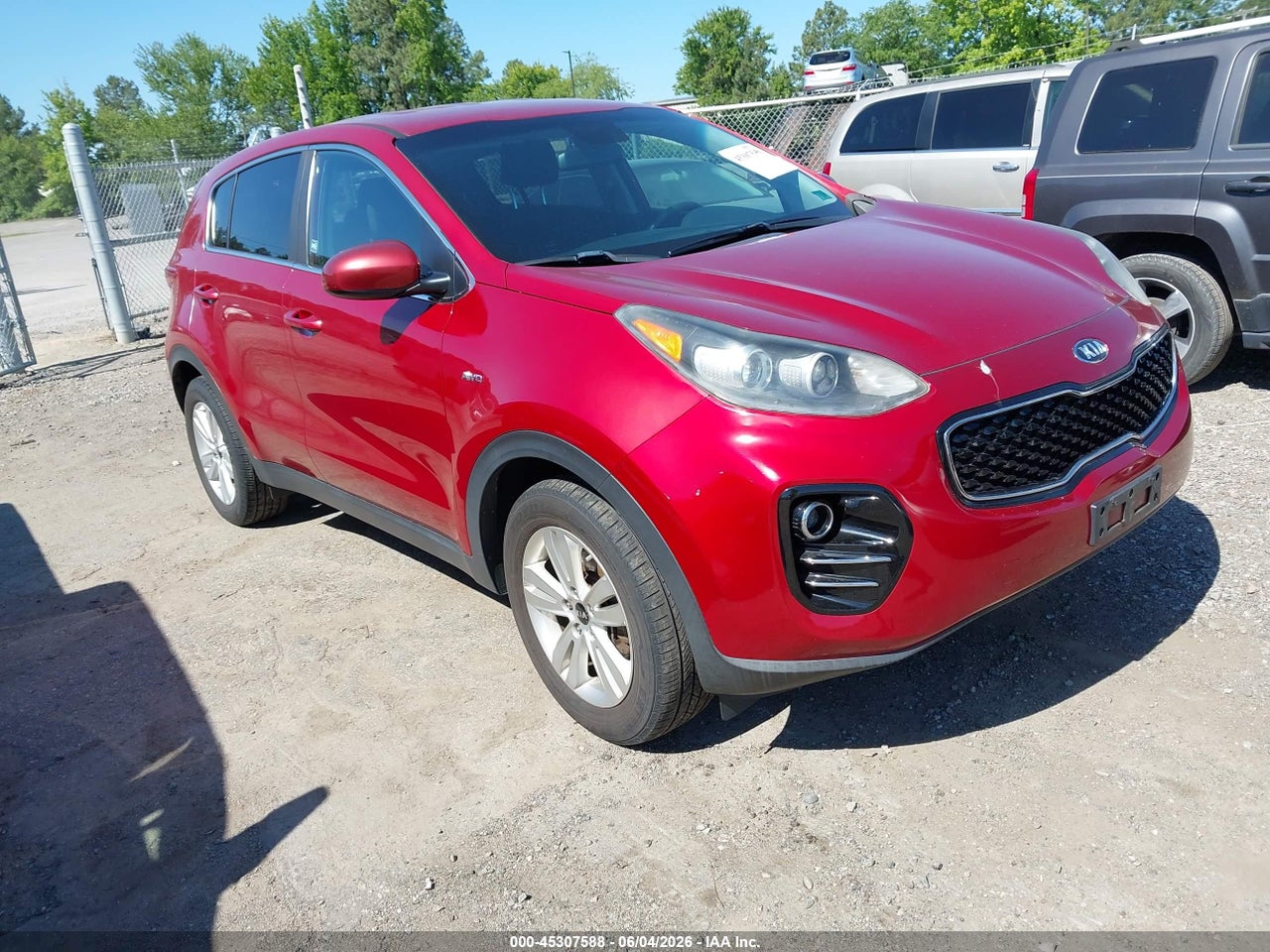KNDPMCAC4J7****** · 2018 KIA SPORTAGE LX