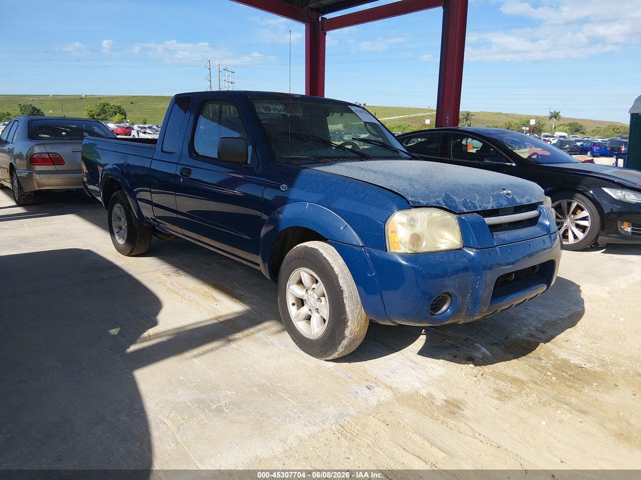 1N6DD26S42C****** · 2002 NISSAN FRONTIER XE