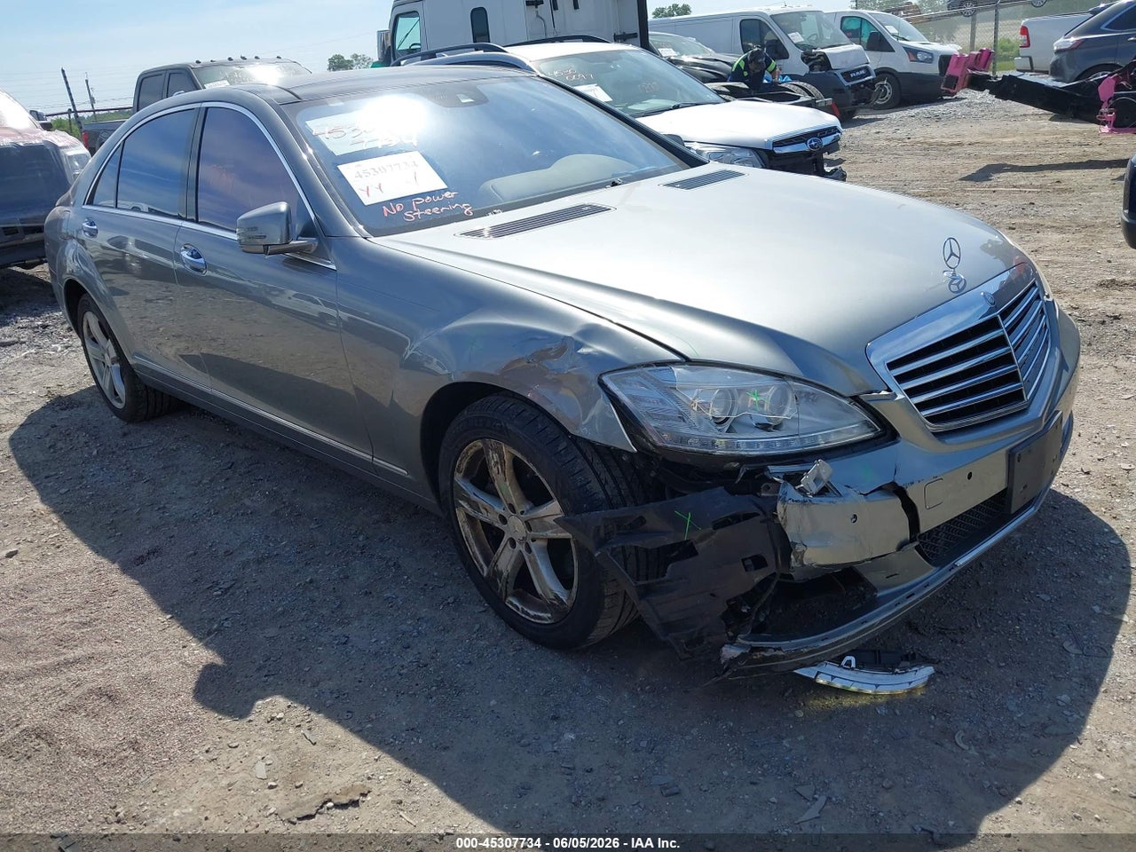 WDDNG9EB3DA****** · 2013 MERCEDES-BENZ S 550 4MATIC