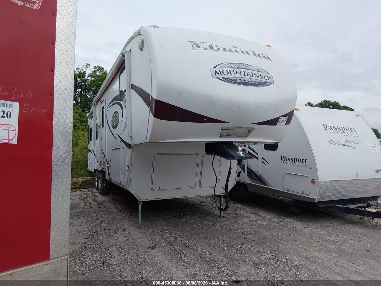 4YDF32628A4****** · 2010 KEYSTONE TRAVEL TRLR