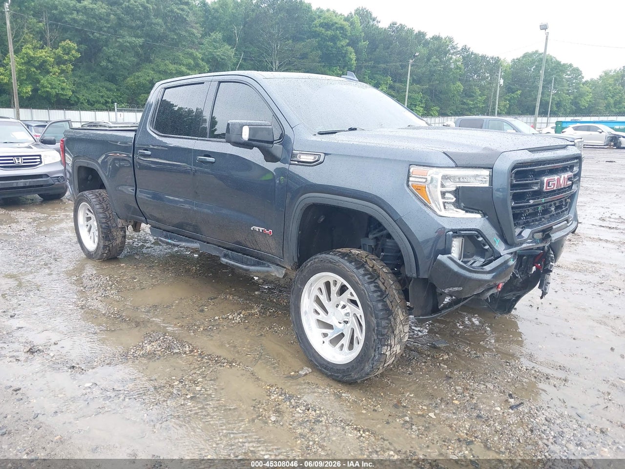 1GTU9EET5MZ****** · 2021 GMC SIERRA 1500 4WD  STANDARD BOX AT4