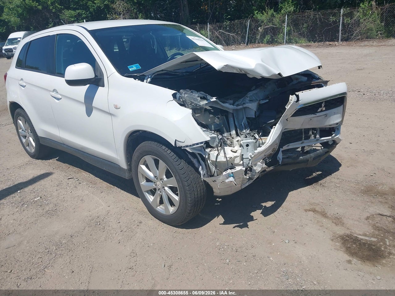 4A4AR3AUXFE****** · 2015 MITSUBISHI OUTLANDER SPORT ES
