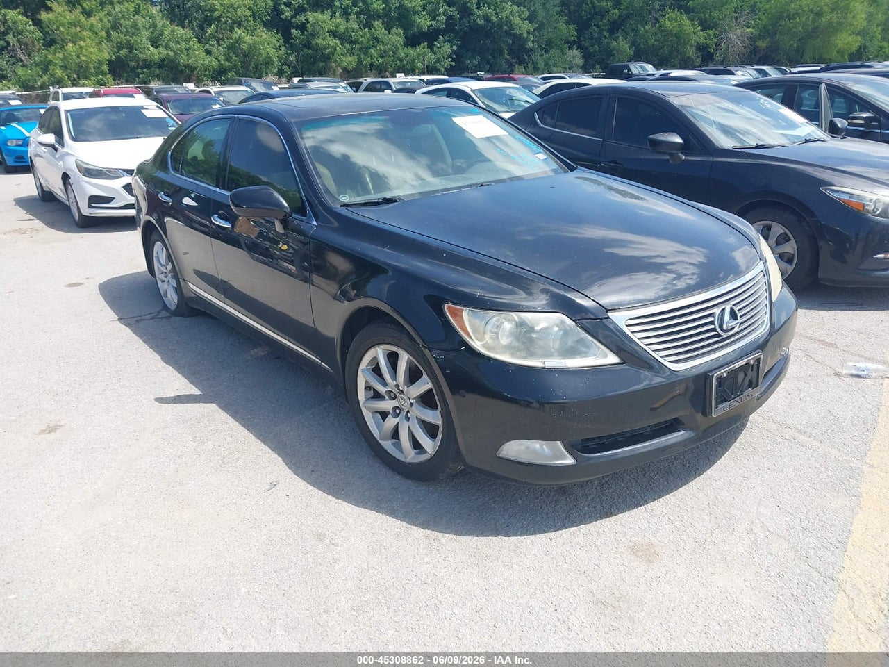 JTHBL46F685****** · 2008 LEXUS LS 460