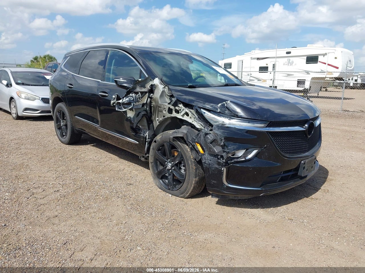 5GAERBKW0PJ****** · 2023 BUICK ENCLAVE ESSENCE FWD