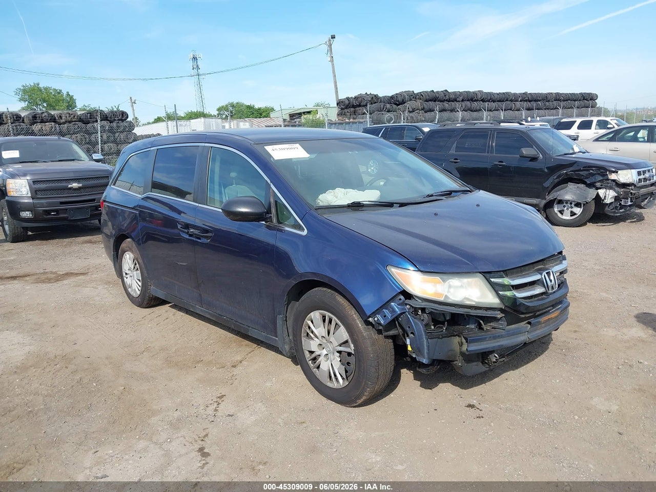 5FNRL5H26FB****** · 2015 HONDA ODYSSEY LX