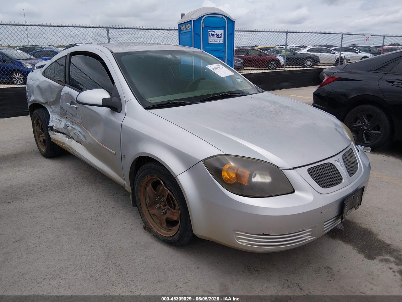 1G2AL18F687****** · 2008 PONTIAC G5