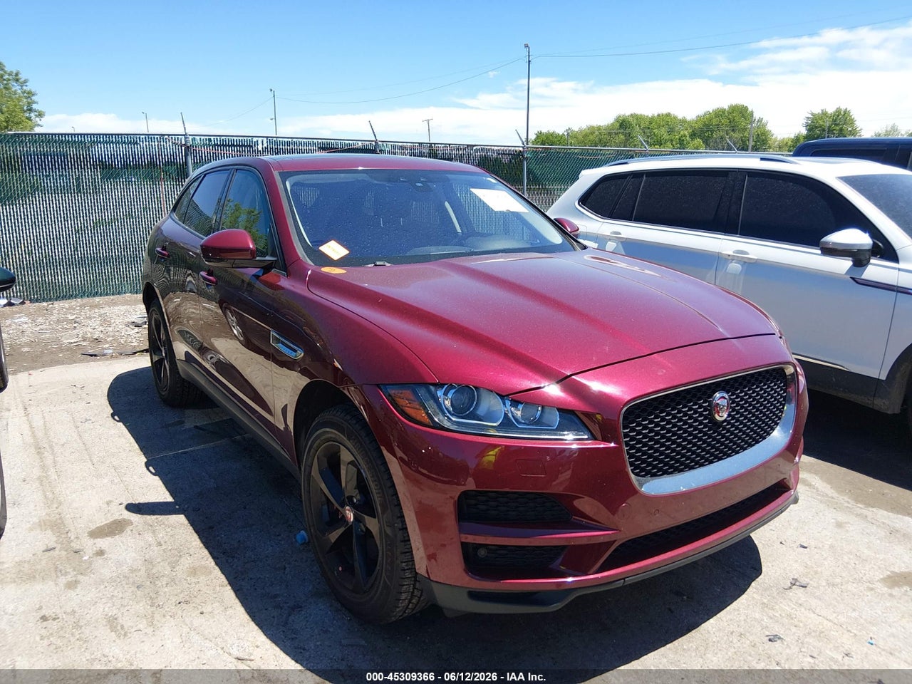 SADCJ2BV7HA****** · 2017 JAGUAR F-PACE 35T PREMIUM
