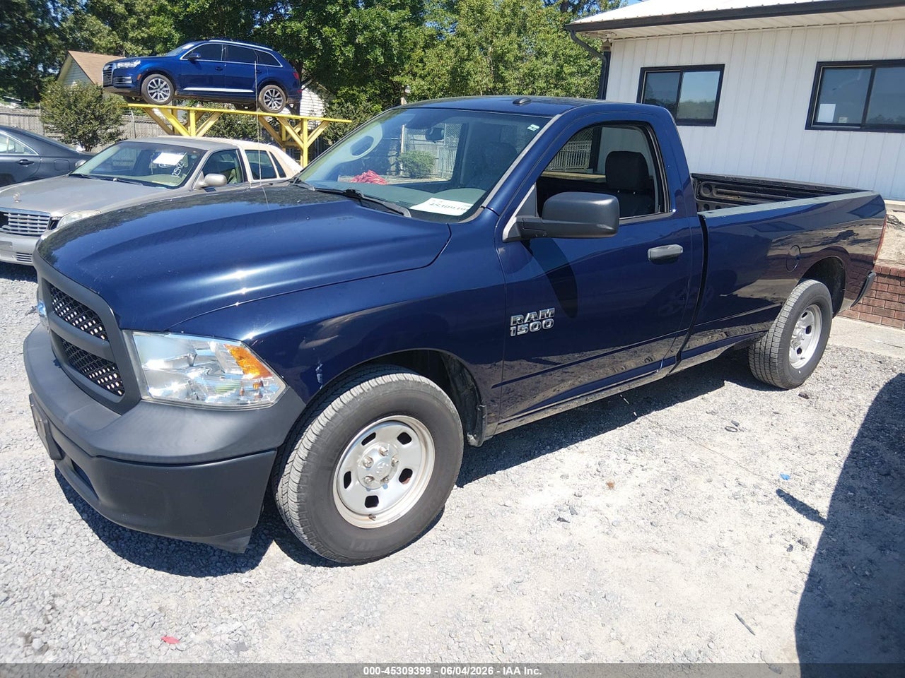 2017 RAM 1500 TRADESMAN  4X2 8' BOX · 2/11
