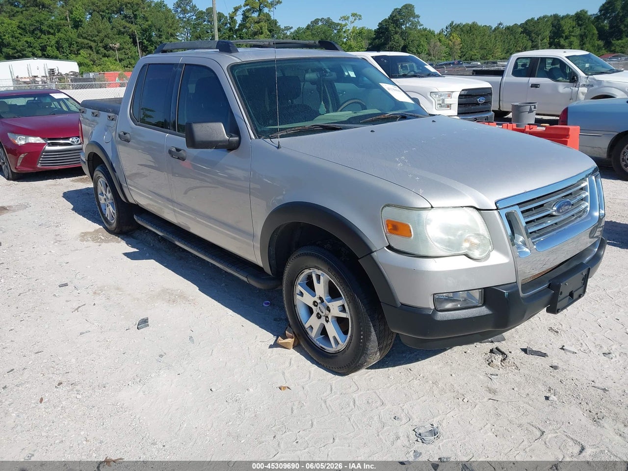 1FMEU31K27U****** · 2007 FORD EXPLORER SPORT TRAC XLT