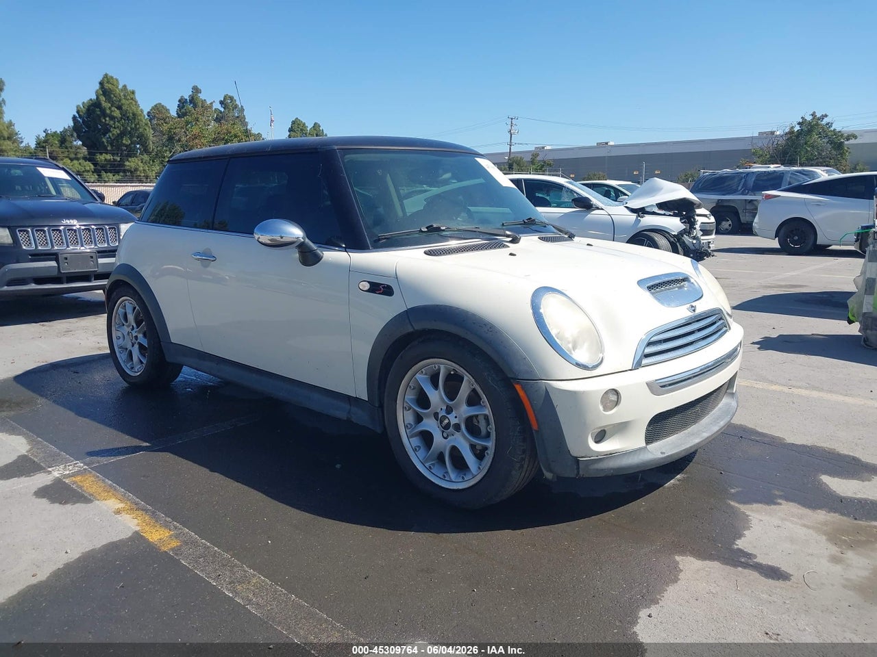 WMWRE33516T****** · 2006 MINI COOPER S