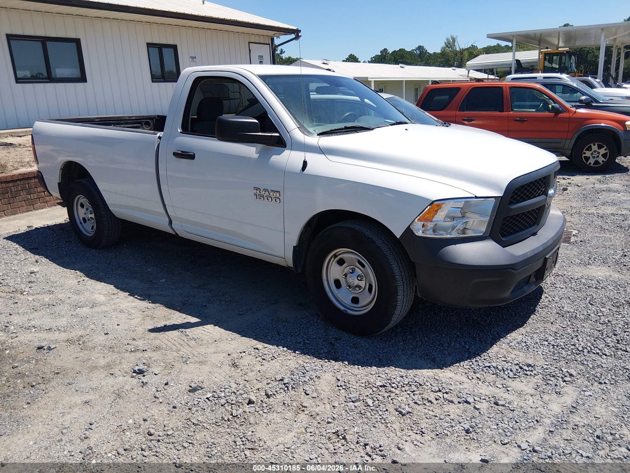3C6JR6DG8HG****** · 2017 RAM 1500 TRADESMAN  4X2 8' BOX