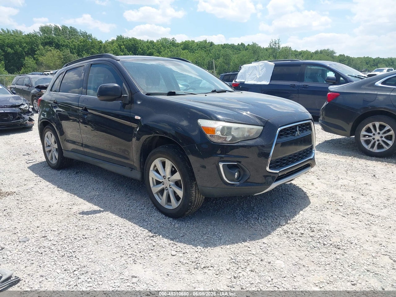 4A4AP4AU8EE****** · 2014 MITSUBISHI OUTLANDER SPORT SE