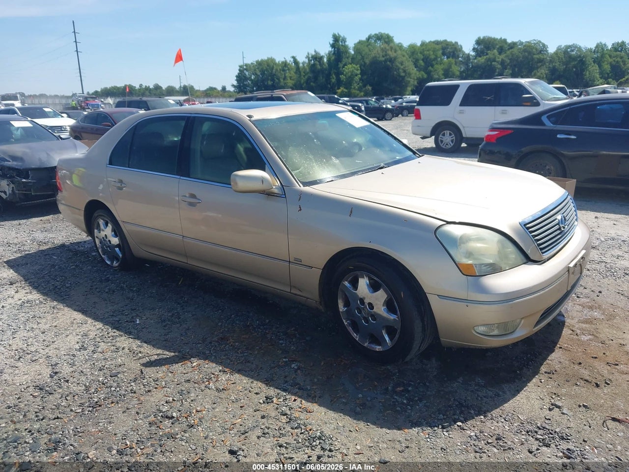 JTHBN30FX10****** · 2001 LEXUS LS 430