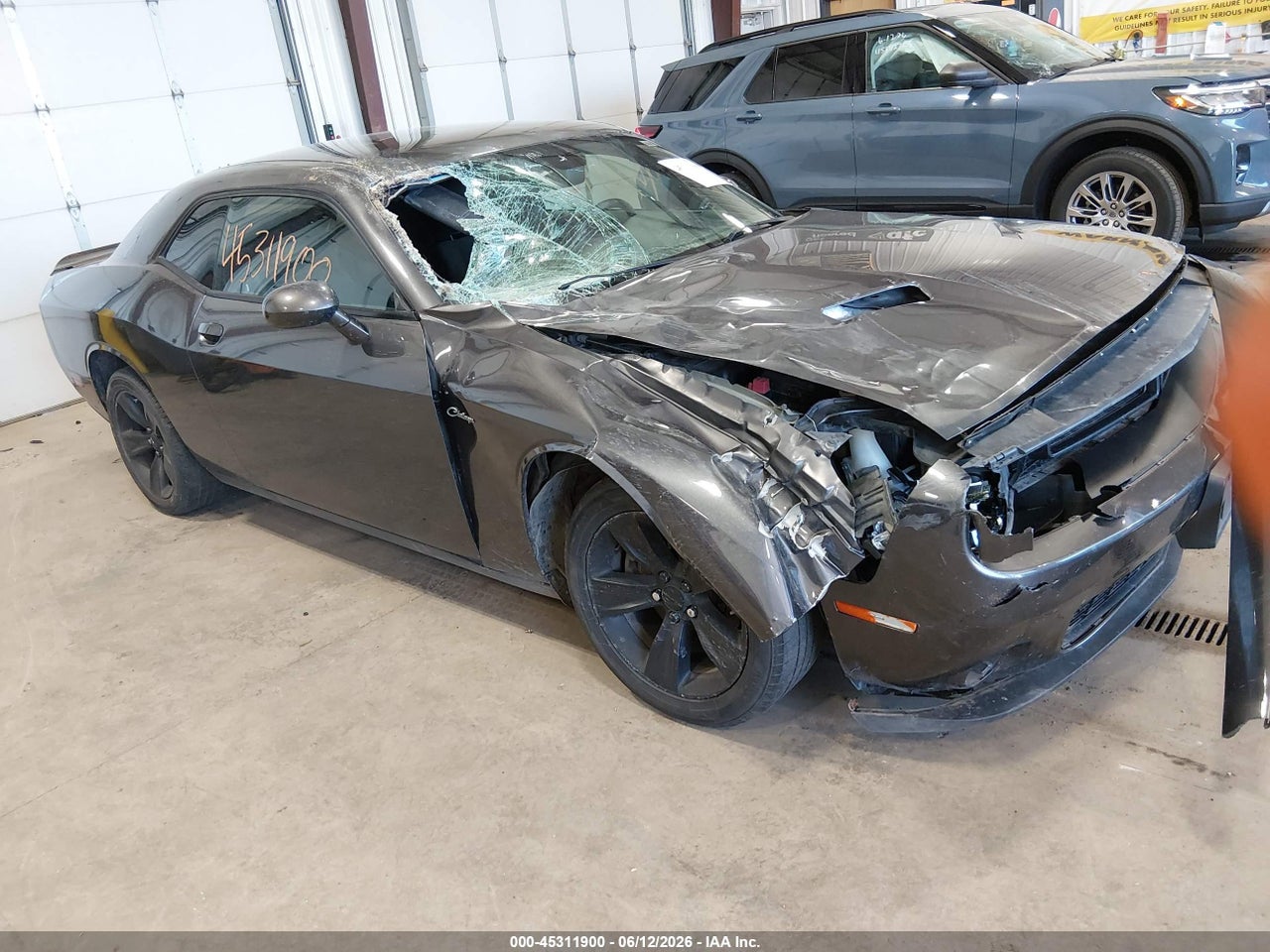 2C3CDZAG0GH****** · 2016 DODGE CHALLENGER SXT