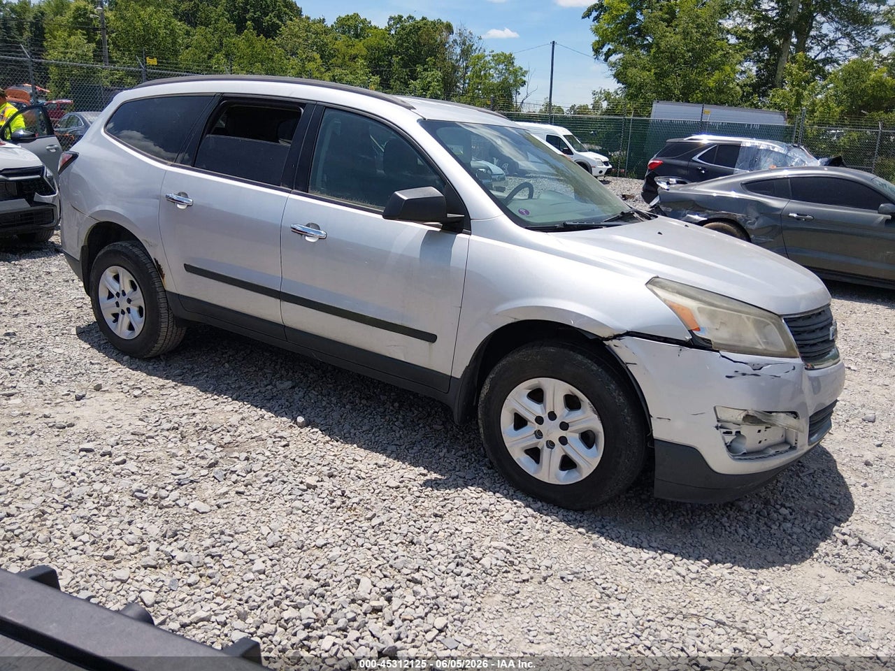 1GNKRFKD8DJ****** · 2013 CHEVROLET TRAVERSE LS