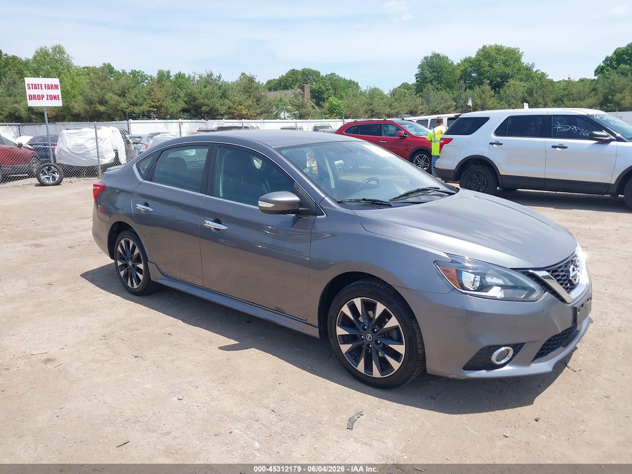 3N1AB7AP8KY****** · 2019 NISSAN SENTRA SR