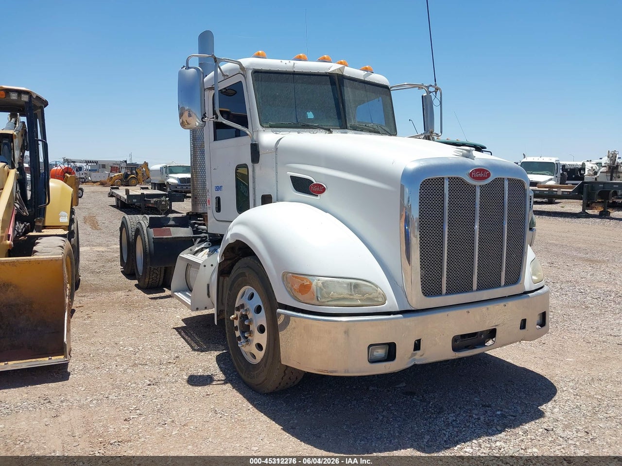2010 PETERBILT 384
