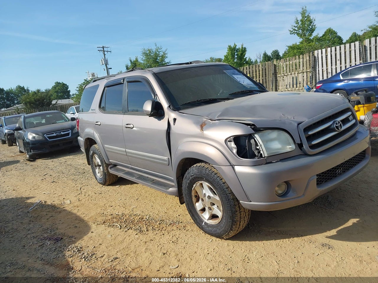 5TDBT48A71S****** · 2001 TOYOTA SEQUOIA LIMITED V8