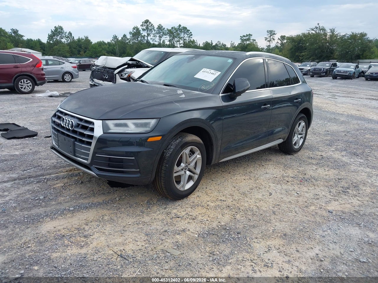 2018 AUDI Q5 2.0T PREMIUM/2.0T TECH PREMIUM · 2/11