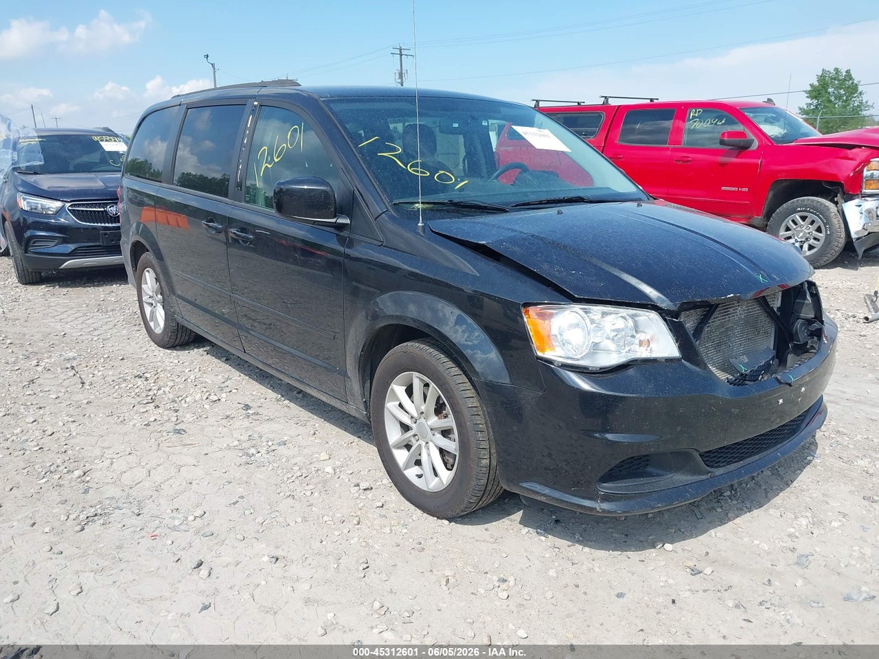 2C4RDGCG2FR****** · 2015 DODGE GRAND CARAVAN SXT