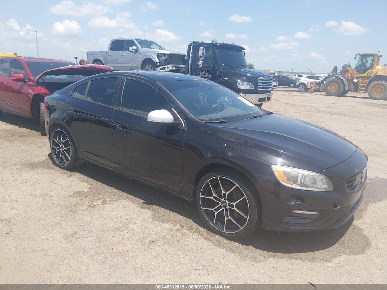 YV149MTSXH2****** · 2017 VOLVO S60 T6 R-DESIGN PLATINUM