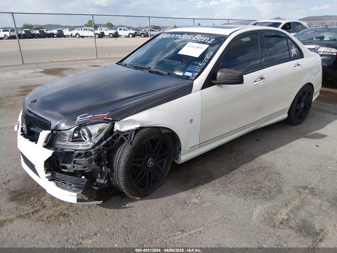 2013 MERCEDES-BENZ C 250 SPORT · 2/11