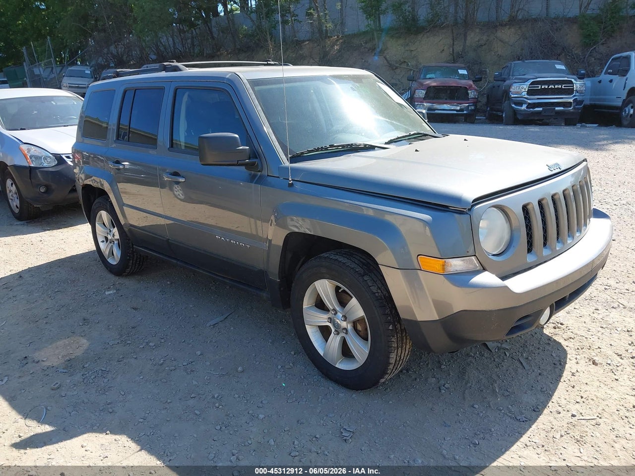 1C4NJRFB6CD****** · 2012 JEEP PATRIOT LATITUDE
