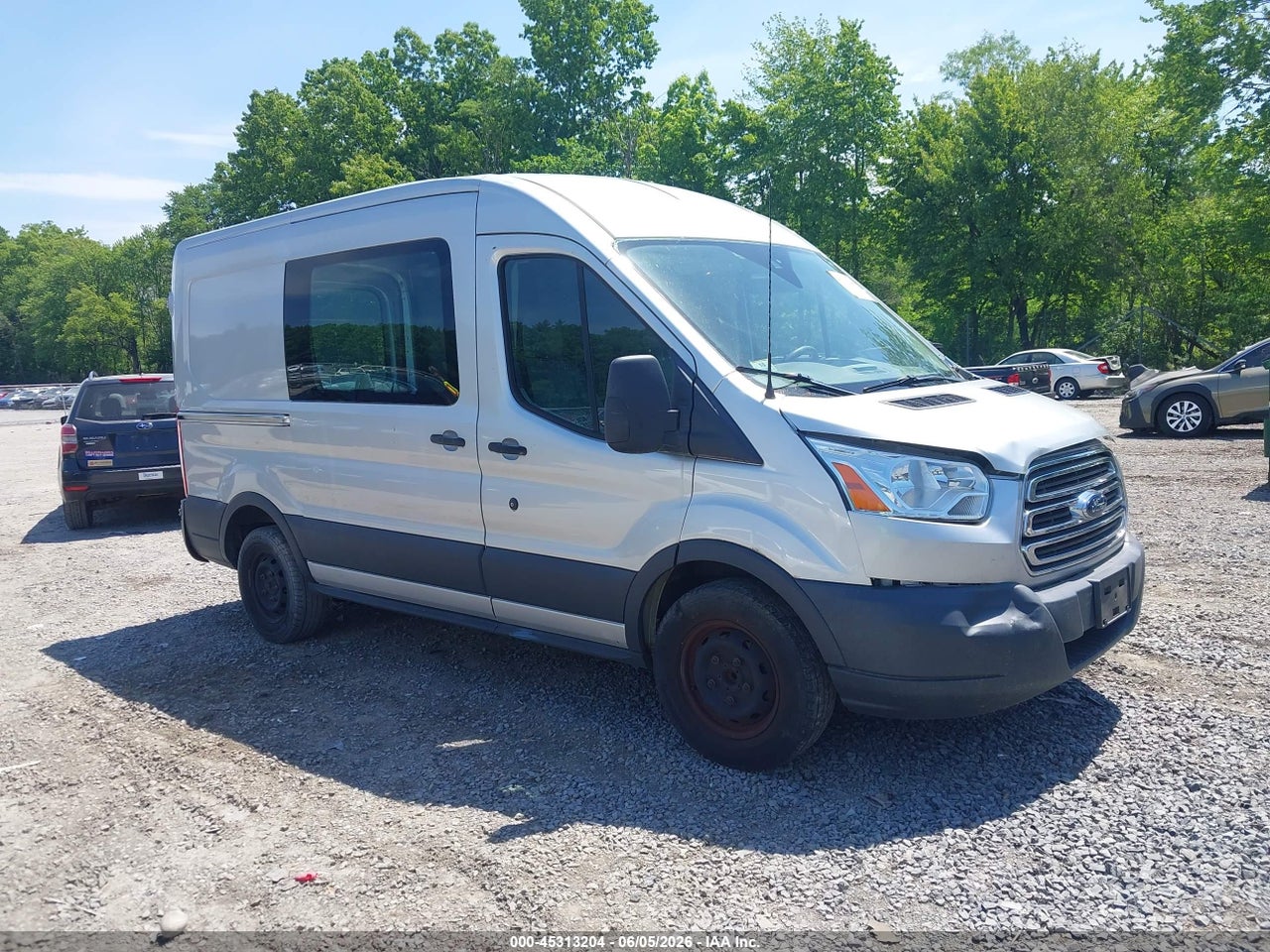 1FTNE1CM7FK****** · 2015 FORD TRANSIT-150