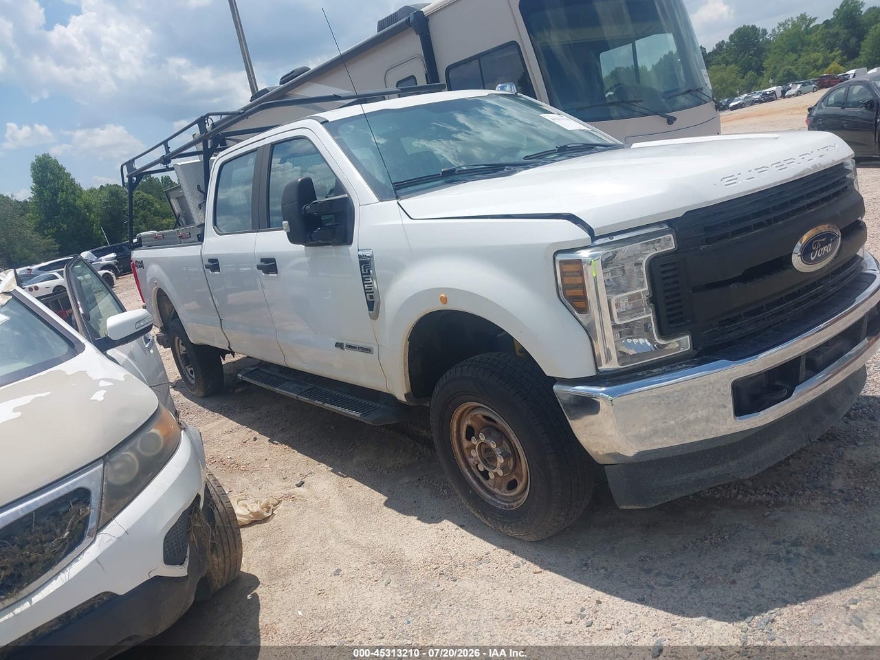 1FT7W3BT3KE****** · 2019 FORD F-350 XL