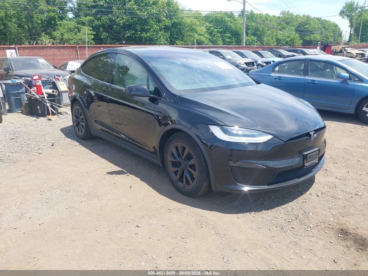 7SAXCBE57NF****** · 2022 TESLA MODEL X DUAL MOTOR ALL-WHEEL DRIVE