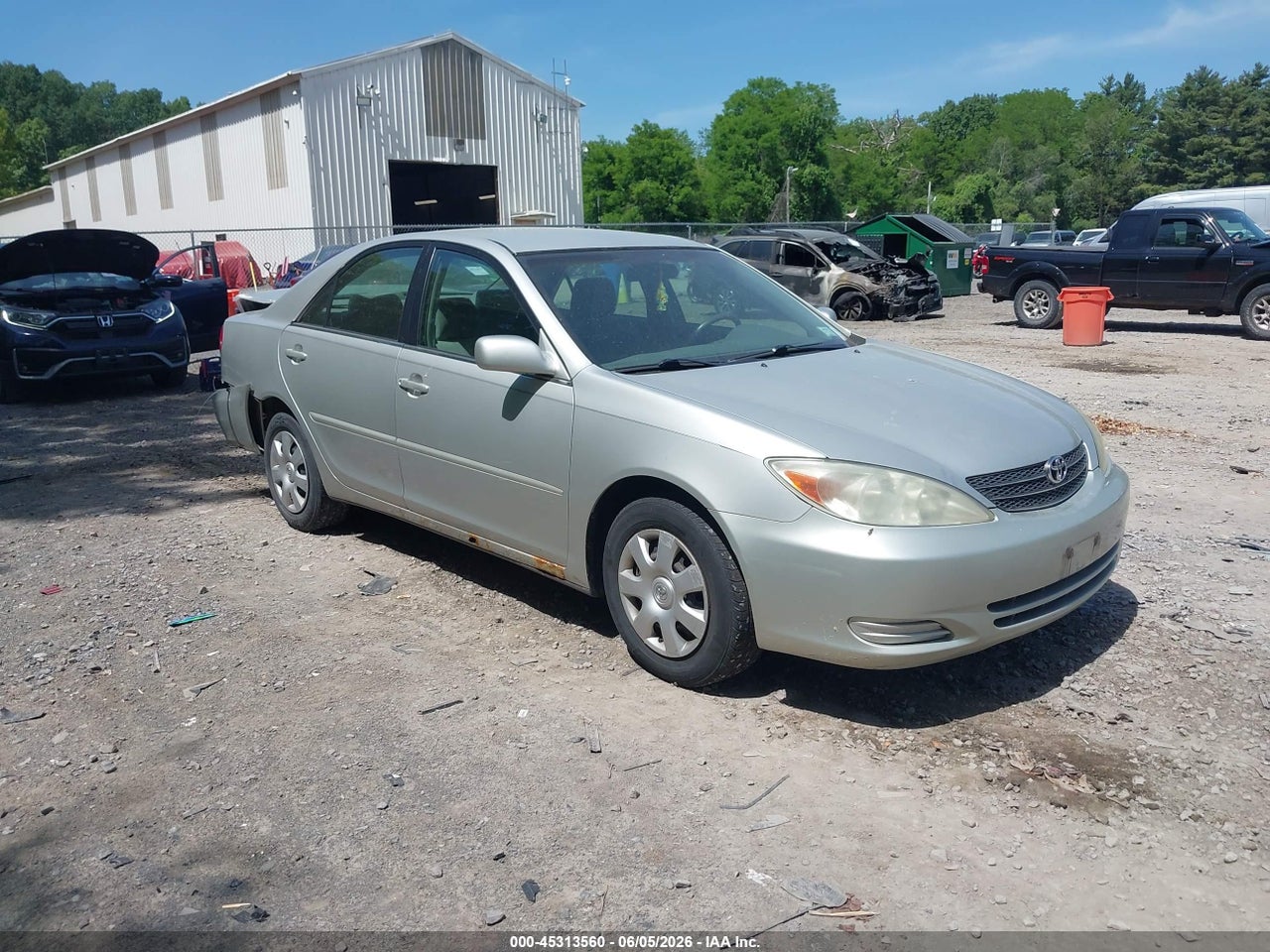 4T1BE32K43U****** · 2003 TOYOTA CAMRY LE