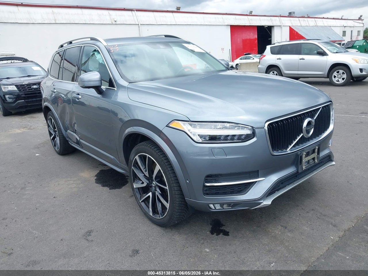 YV4A22PK7K1****** · 2019 VOLVO XC90 T6 MOMENTUM
