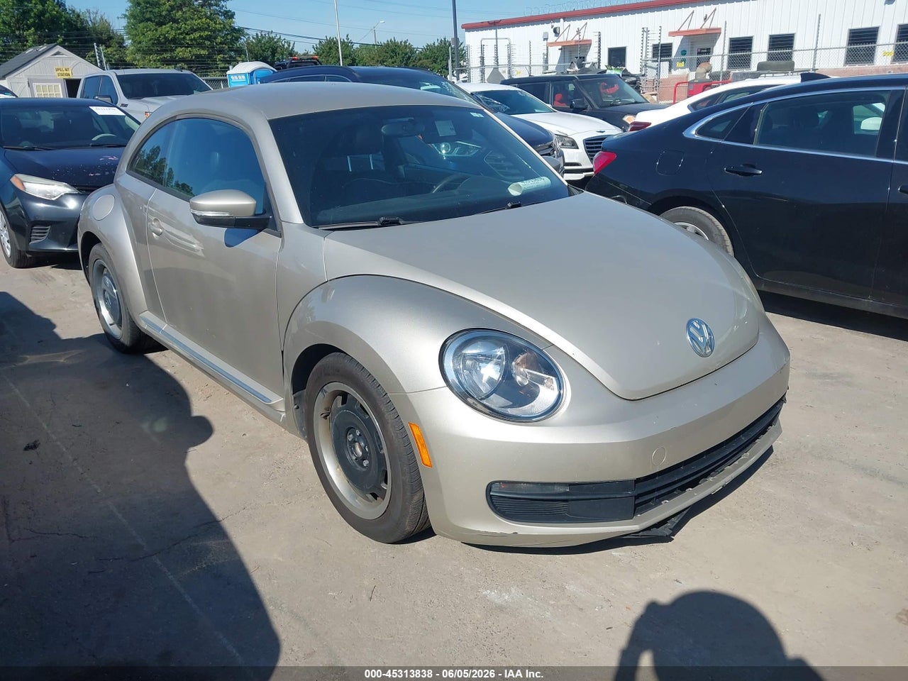 3VWJP7AT1CM****** · 2012 VOLKSWAGEN BEETLE 2.5L