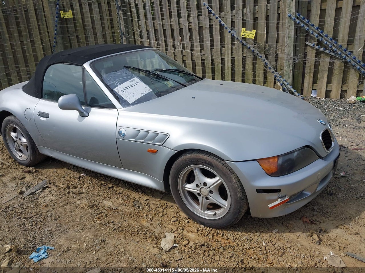 4USCH7336WL****** · 1998 BMW Z3 1.9