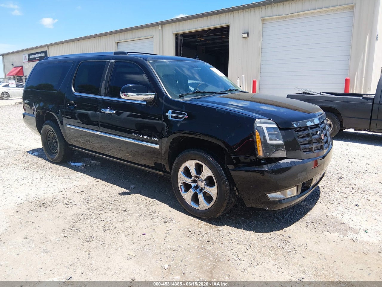 1GYS4JEF5BR****** · 2011 CADILLAC ESCALADE ESV PREMIUM