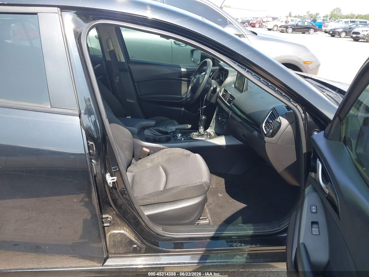 2015 MAZDA MAZDA3 I SPORT · 5/11