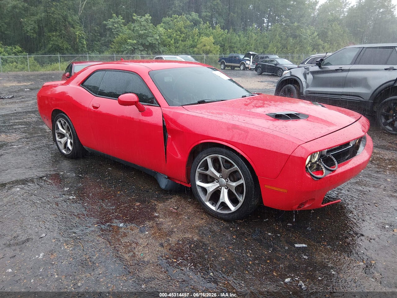 2C3CDZBG8FH****** · 2015 DODGE CHALLENGER SXT PLUS