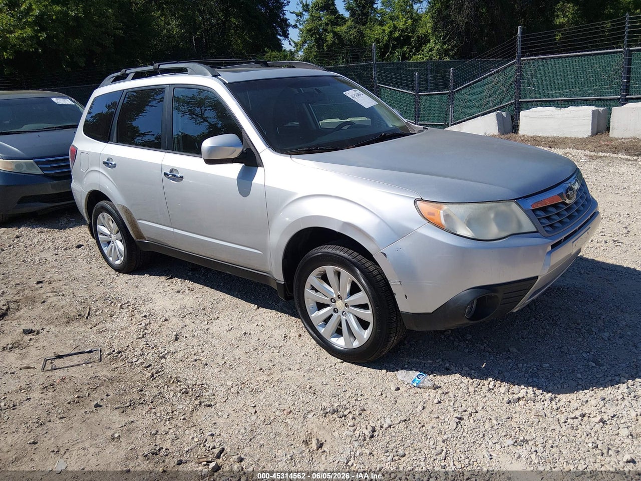 JF2SHAEC1BH****** · 2011 SUBARU FORESTER 2.5X LIMITED