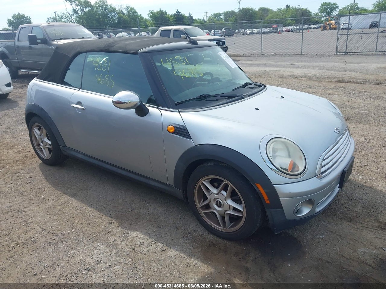 WMWMR33599T****** · 2009 MINI COOPER