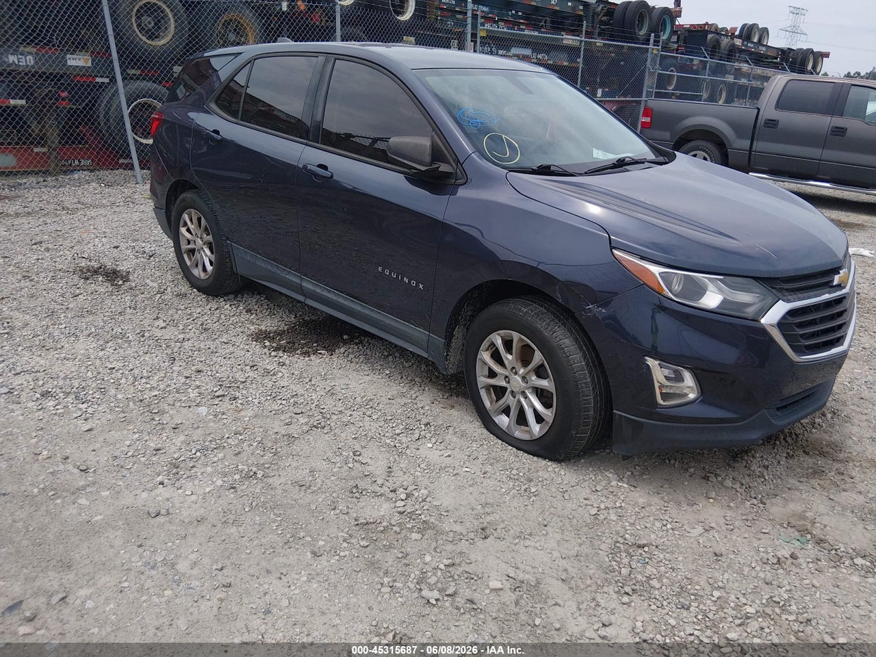 3GNAXHEV6JS****** · 2018 CHEVROLET EQUINOX LS