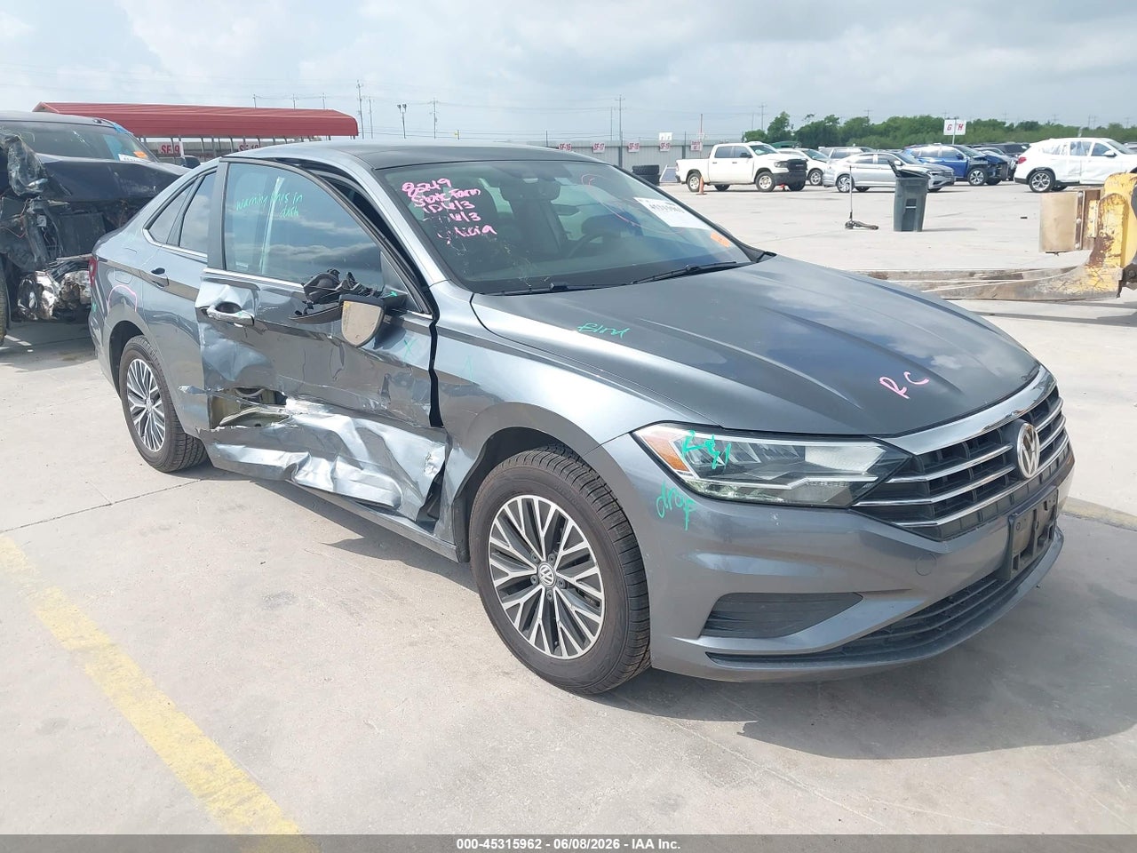 3VWCB7BU0LM****** · 2020 VOLKSWAGEN JETTA 1.4T R-LINE/1.4T S/1.4T SE